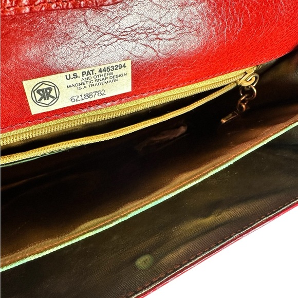 Vintage Franchi Collection Envelope Purse Handbag Red Paisley Textured Leather. - Picture 10 of 14